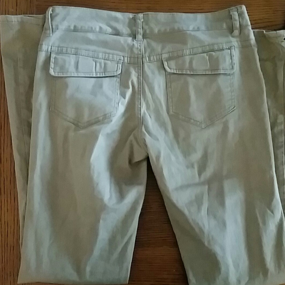 Khaki Pants - Picture 6 of 7